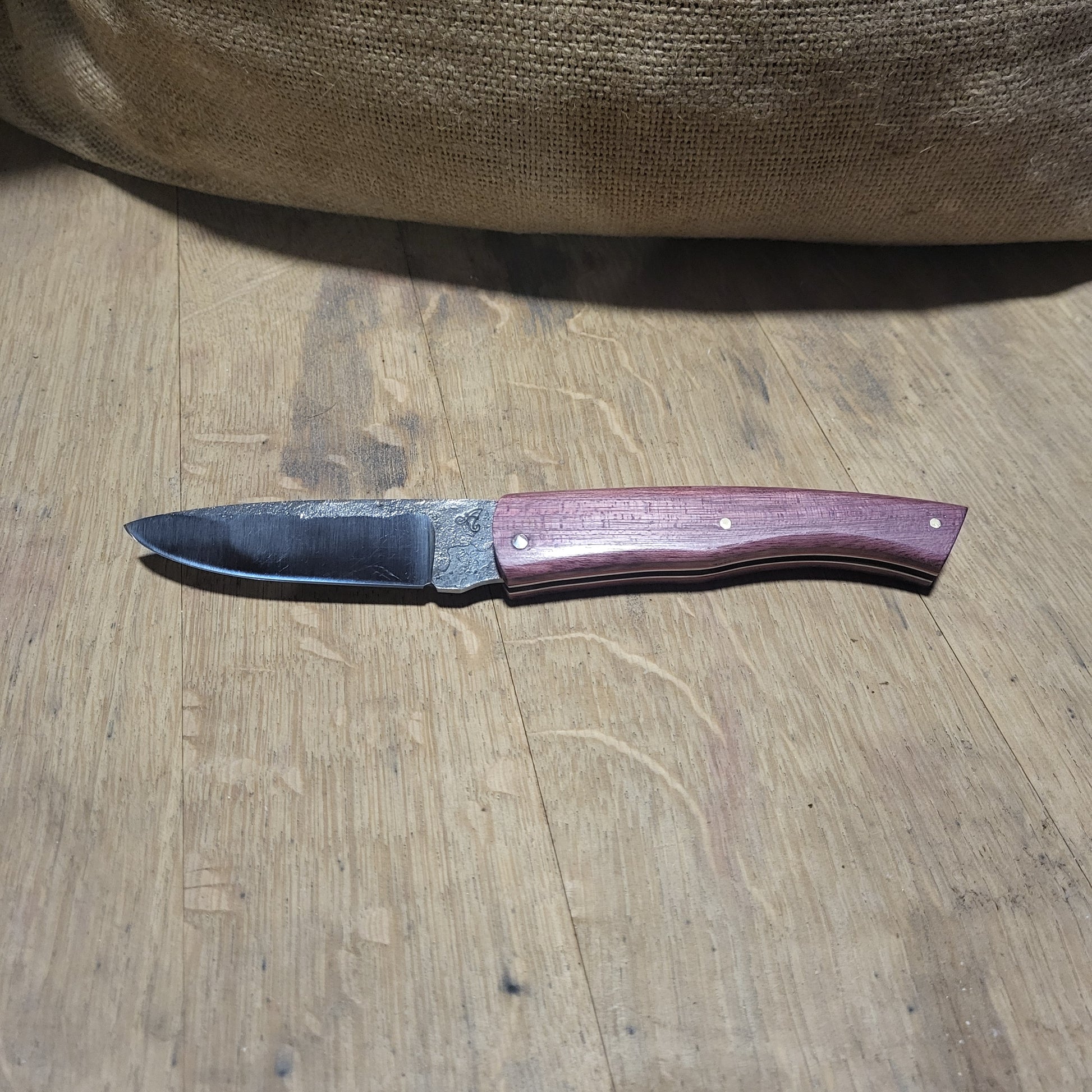 Couteau pliant