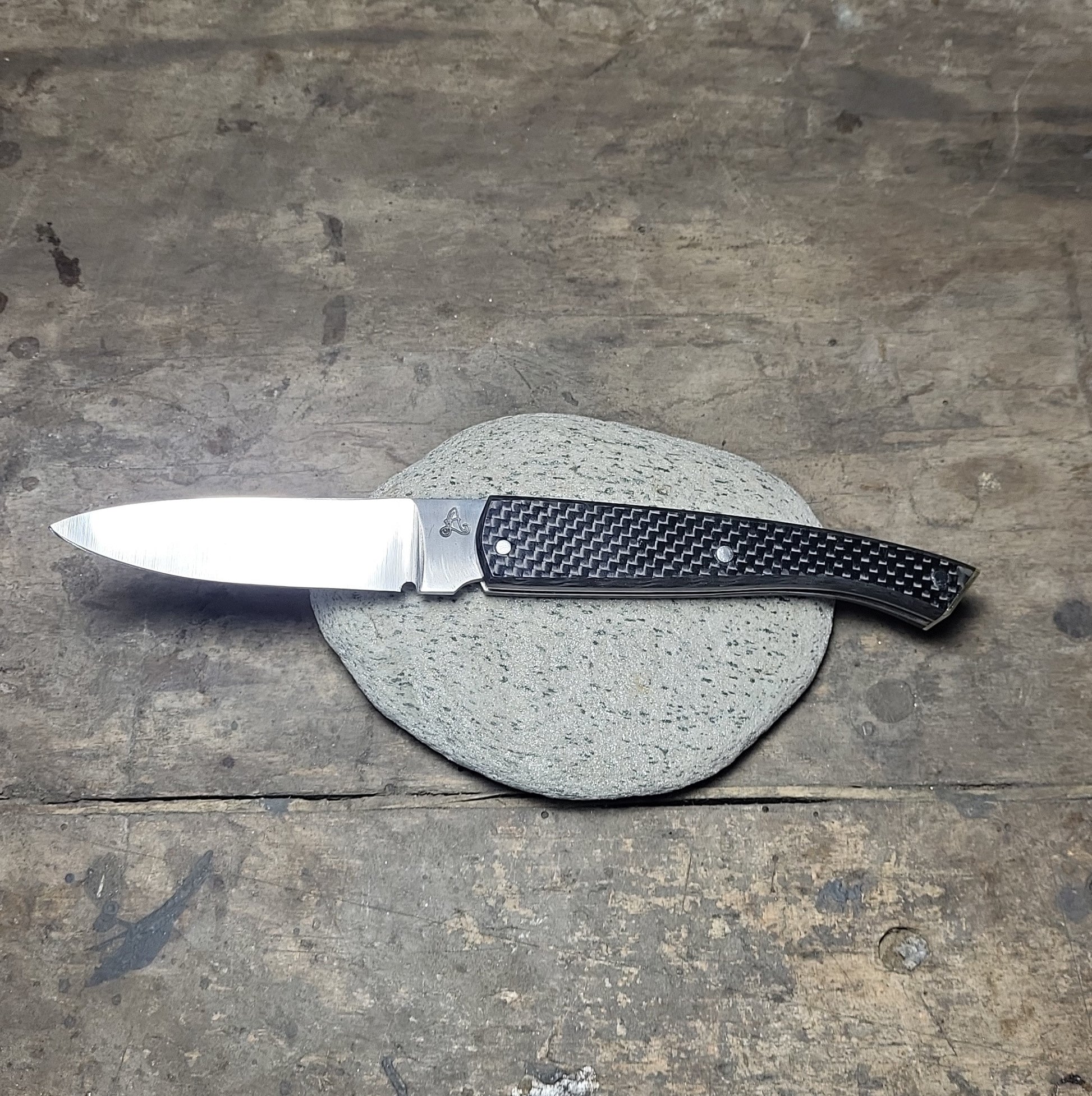 Couteau pliant à cran plat en Carbone - Couteau pliant à cran