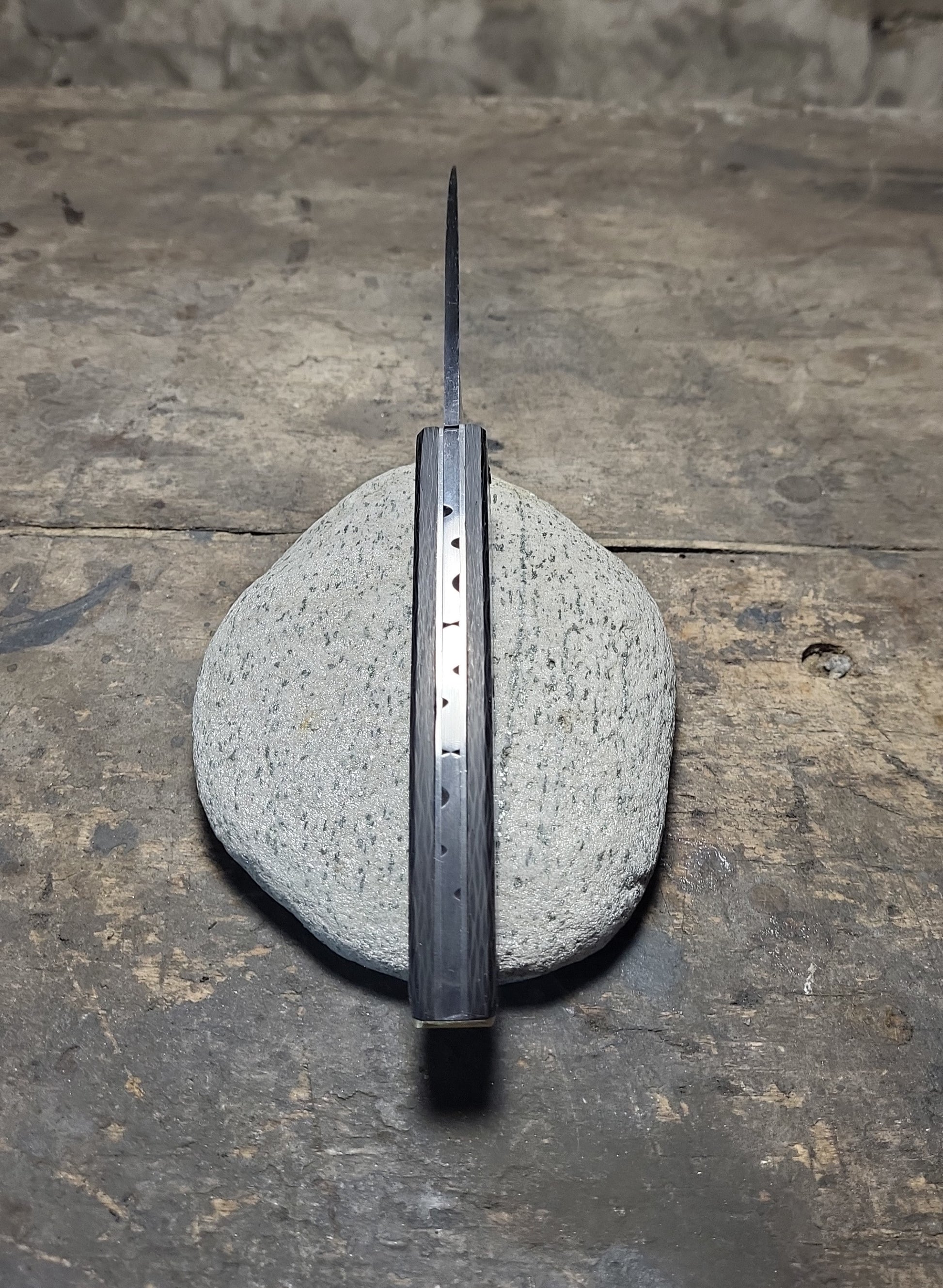 Couteau pliant à cran plat en Carbone - Couteau pliant à cran