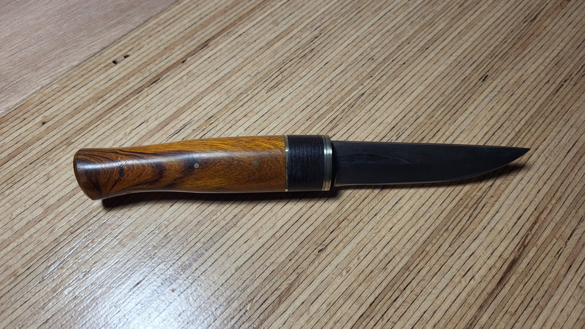 PUUKKO n°1 - Bois de fer d'Arizona - Couteau fixe